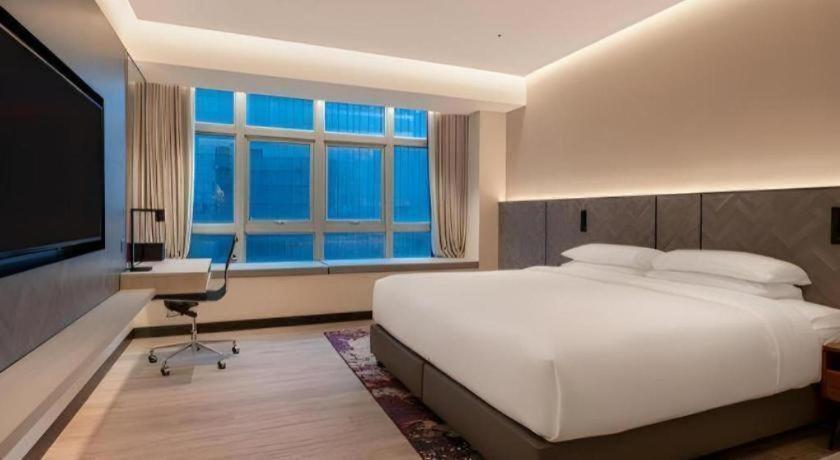 Orchid Hotel 4*